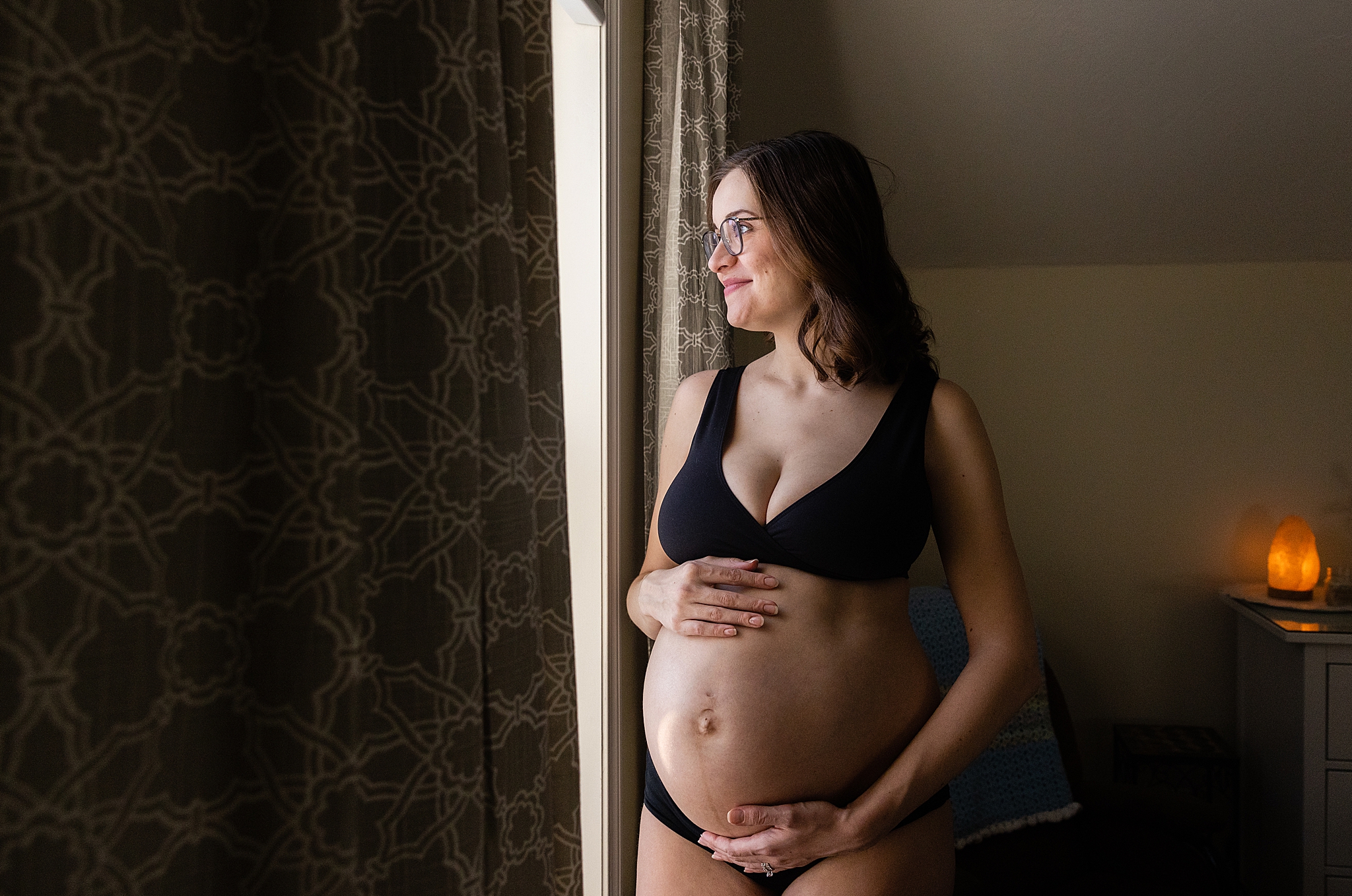 maternity photo by boston photographer cara soulia