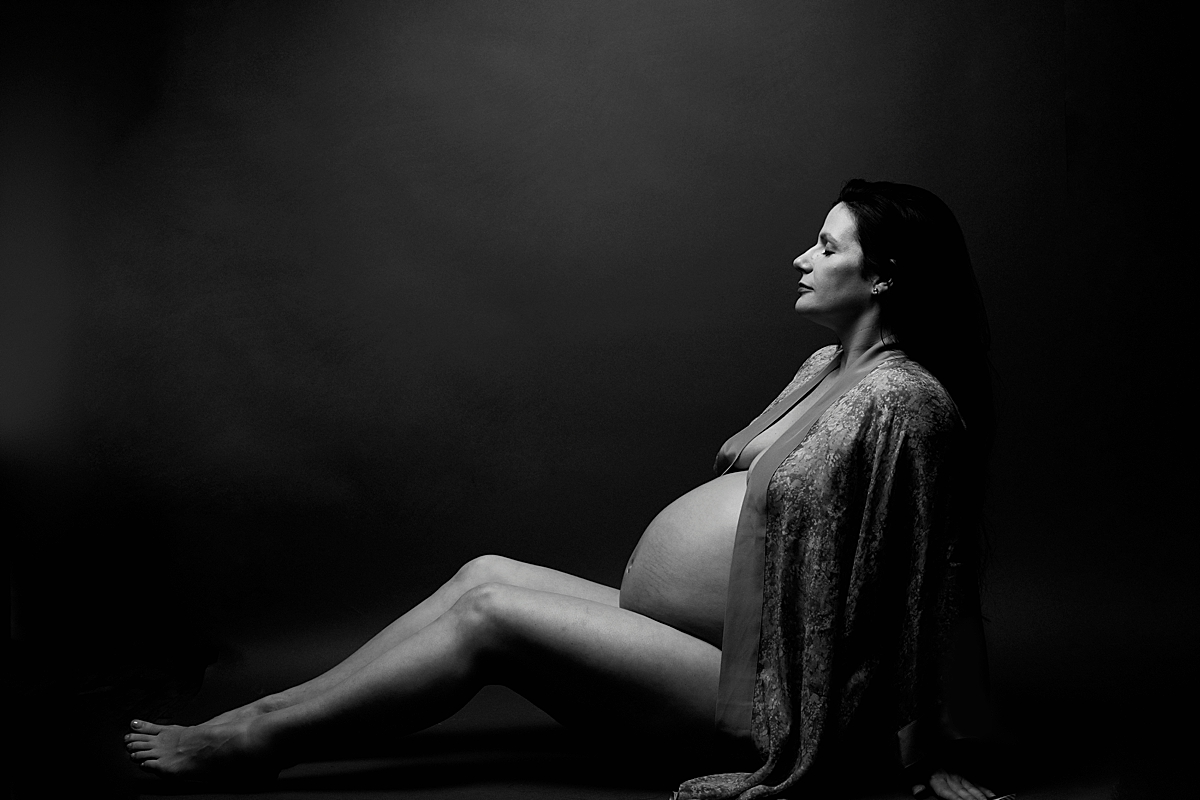 intimate maternity portrait boston
